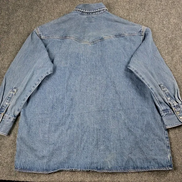Vintage Levi's Shirt Mens L Blue Denim Pearl Snap Shacket Barn Chore Coat Jacket - Picture 4 of 10